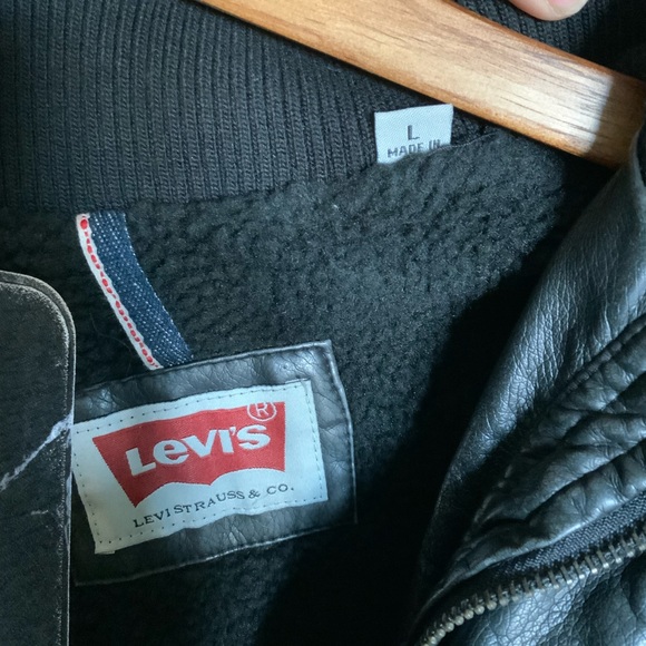 LEVI’S vintage black faux leather trucker motorcycle jacket zippers - Picture 16 of 16